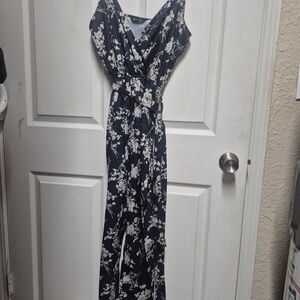 SHEIN Navy and White Floral Jumpsuit